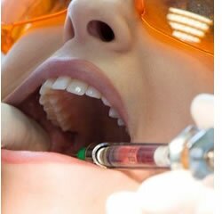 Docentes da Universidade de Coimbra apresentam investigação inovadora em implantes dentários