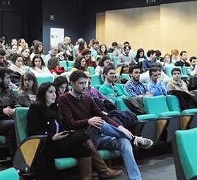 Bastonário reuniu-se com futuros médicos na UAlg