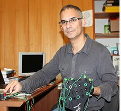 Investigador desenvolve interface cérebro-computador para pessoas com limitações motoras graves